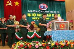 Tạo chuyển biến vững chắc, xây dựng đơn vị chính quy