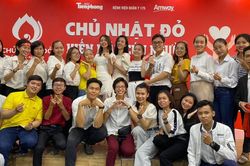 Báo Tiền Phong tổ chức Chủ nhật Đỏ tại Amway Việt Nam