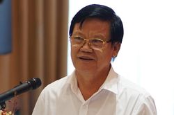 Bố trí bí thư không phải người địa phương, tránh cán bộ 'chín đồng loạt'