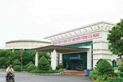 Sở Y tế Cà Mau yêu cầu Bệnh viện Y học cổ truyền khắc phục 'trùm mền' thiết bị y tế