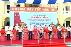 Đồng chí Bí thư Tỉnh ủy dự lễ khánh thành công trình chào mừng đại hội đảng các cấp của huyện Yên Khánh