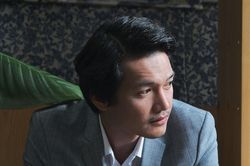 'Vợ chê tôi đóng cảnh nóng dở'