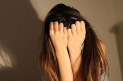 Truy tìm 3 người trộm cắp, hiếp dâm ni cô