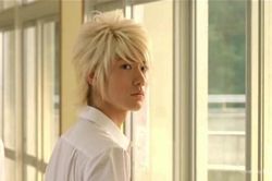 Ngôi sao 'Đại Chiến Titan' Haruma Miura tự tử tại nhà riêng rúng động showbiz Nhật