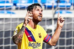 Messi trút giận vào lưới Alaves trong ngày La Liga hạ màn