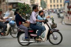 Sống chậm cùng Nguyễn Trương Quý (kỳ 3): Mình nghĩ gì khi đi xe máy?