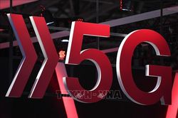 Anh đề nghị Nhật Bản giúp xây dựng mạng 5G thay thế Huawei