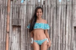 Hiền Thục khiến chị em trầm trồ khi diện bikini, phô diễn body không % mỡ thừa