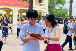 Tuyển sinh lớp 10: Thí sinh cân nhắc kỹ trước khi xác nhận nhập học