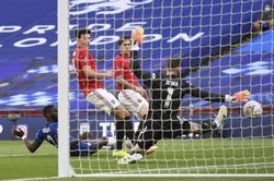MU thua thảm Cúp FA vì De Gea, Solskjaer bào chữa khó nghe