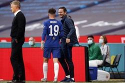 Lampard tiết lộ 'chiêu' trừng phạt De Gea và MU