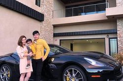 Soi giá dàn siêu xe trong biệt thự trăm tỷ của Đan Trường ở Mỹ
