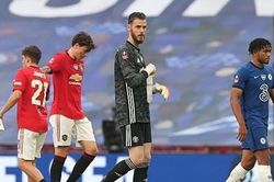 CĐV Manchester United kêu gọi 'tống cổ' De Gea