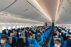 Hàng không Việt lần đầu chở khách đi Trung Quốc sau 5 tháng tạm dừng vì Covid-19