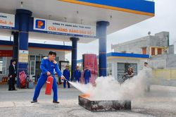 Cách chữa cháy xăng, dầu hiệu quả