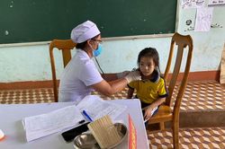 Tây Nguyên: Không để dịch chồng dịch