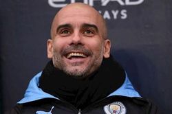 MU đẩy 'sao quả tạ' đi không xong, Man City tính rước về