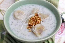 Công thức nấu chè chuối nước cốt dừa cho mùa hè