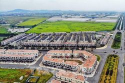 Đầu tư vào bất động sản giảm do tác động từ COVID-19, tỷ suất vẫn khả quan