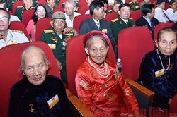 Tri ân Bà mẹ Việt Nam anh hùng toàn quốc