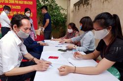 Hà Nội có 192 người nhường tiền hỗ trợ ảnh hưởng Covid-19 cho người khó khăn hơn