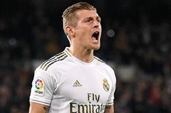 Real Madrid: Nếu Kroos là golf thủ...