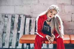 Single thứ 4 'Dessert' của Hyoyeon (SNSD) chính thức lên sóng
