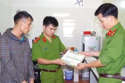 Bắt đối tượng vận chuyển 2 bánh heroin