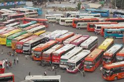Đề nghị giảm phí, giảm thủ tục cấp đổi biển số xe sang màu vàng