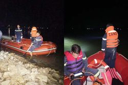 Xuống sông Lam tắm, 2 mẹ con cùng người cháu bị nước cuốn
