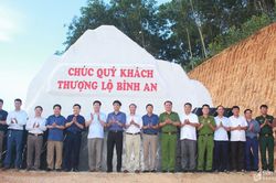 Anh Sơn khánh thành công trình biển hiệu địa phận huyện