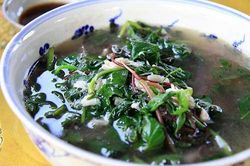 Loại rau quý hơn 'nhân sâm' được nhiều nơi ưa chuộng nhưng Việt Nam lại thờ ơ, ném bỏ