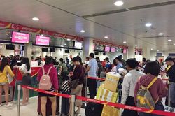Không được mở bán quá số ghế máy bay