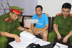 Khởi tố cán bộ tham ô