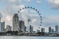 Vòng quay lớn nhất châu Á Singapore Flyer mở cửa trở lại