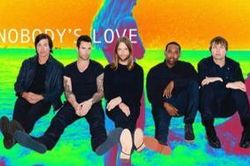 Lâu lắm rồi mới thấy Maroon 5 lại não nề đến thế này...