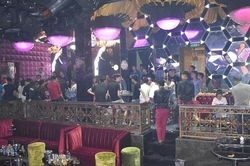 Triệt phá 'động lắc', phát hiện 1 nữ sinh cùng 42 đối tượng dương tính ma túy