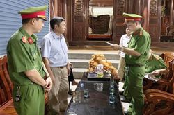 Bắt khẩn cấp Giám đốc công ty xây dựng liên quan đến Đề án hỗ trợ người Ơ Đu ở Nghệ An