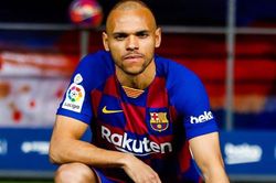 Thương vụ Braithwaite phơi bày sự ngớ ngẩn của Barca
