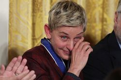 Nhà MC lắm chiêu Ellen DeGeneres bị trộm đột nhập