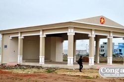 Nhà sinh hoạt cộng đồng thiếu… cộng đồng!