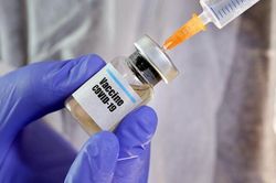 WHO: Đầu năm 2021 hy vọng có vaccine phòng Covid-19