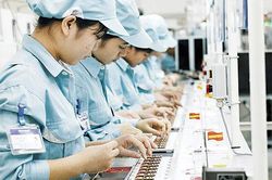 Định hình dòng đầu tư hậu Covid-19: Tận dụng lợi thế hơn là cạnh tranh thu hút FDI