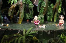 Mekong show - kết hợp xiếc đương đại và múa rối