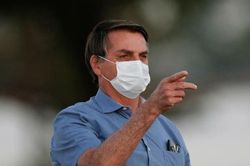Facebook, Twitter xóa tài khoản người ủng hộ Tổng thống Brazil Bolsonaro theo lệnh của Tòa án