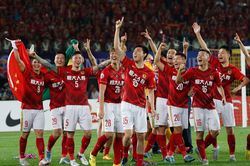 Trung Quốc: Super League khởi tranh sau khi bị hoãn gần nửa năm
