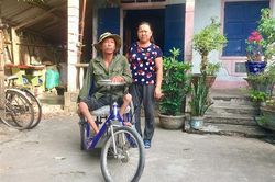 Chỉ mong tương lai con tươi sáng hơn