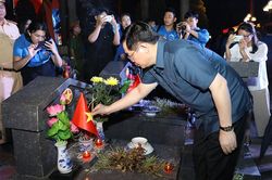 Hà Nội tiếp tục làm tốt công tác đền ơn đáp nghĩa, chăm sóc người có công