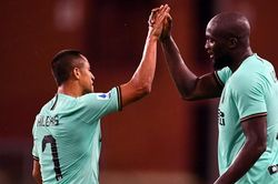 Genoa 0-3 Inter Milan: Sao MU rực sáng, Inter Milan vẫn nuôi hy vọng vô địch