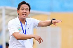 HLV Hữu Thắng mời nhà vô địch AFF Cup làm trợ lý